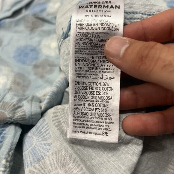 Quicksilver Shirt Men XL Blue Floral Hawaiian Short Sleeve Waterman Collection - Picture 6 of 7